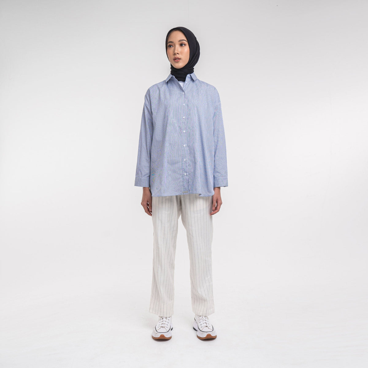 Oversized Shirt White-Navy