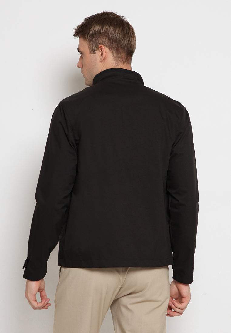 Lightweight jacket