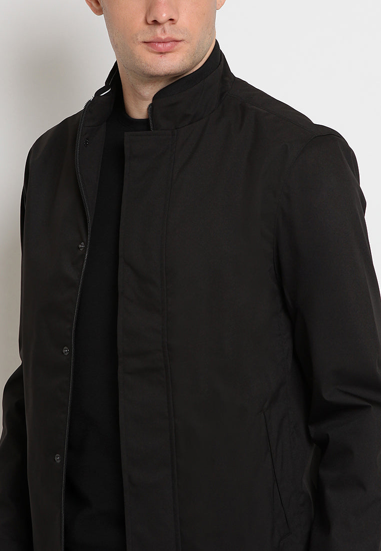 Lightweight jacket