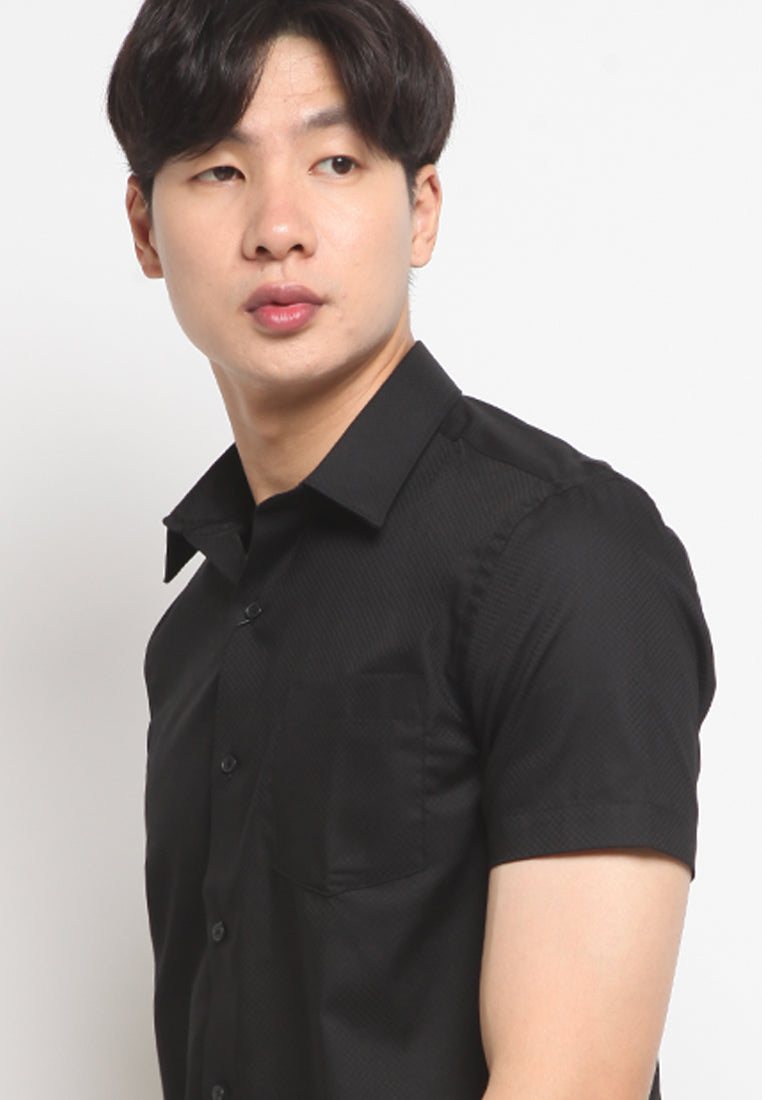 Slim Fit Short Sleeve Shirt