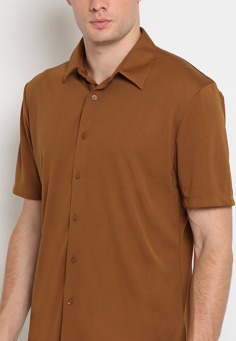 Regular fit short sleeve shirt