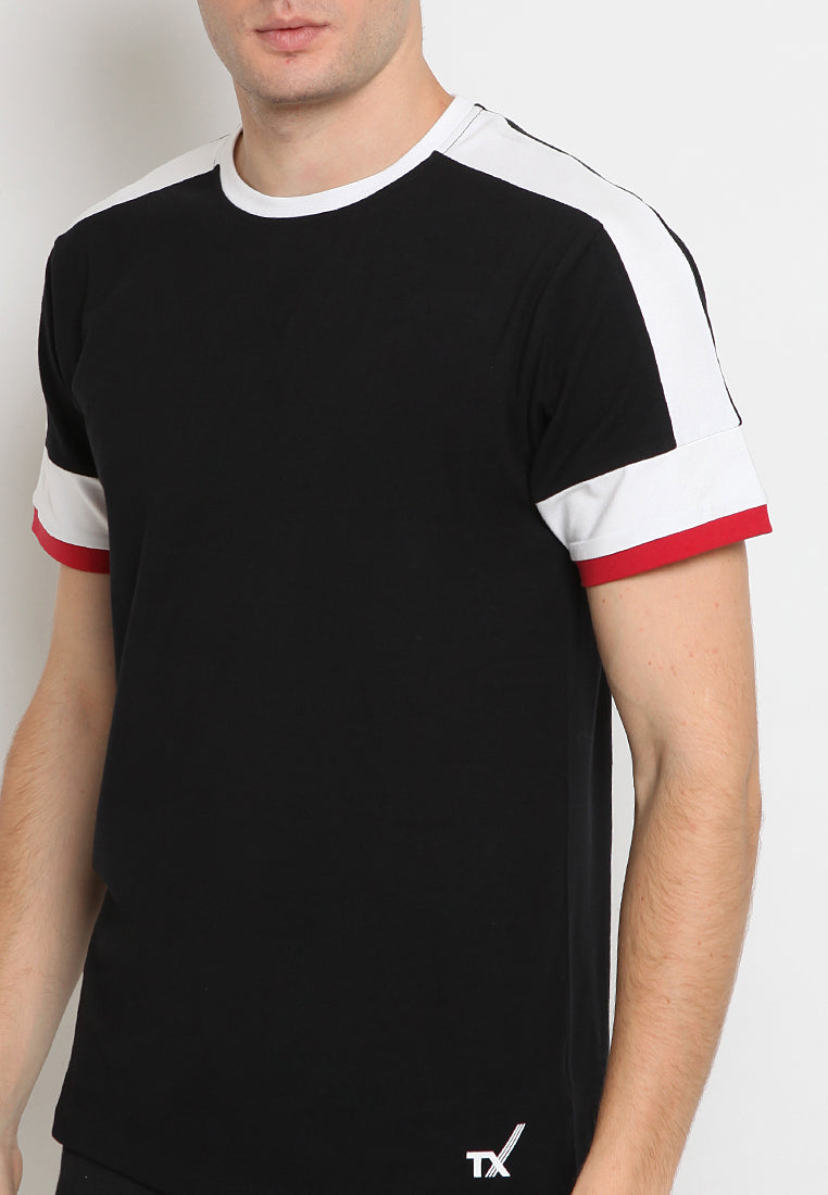 Short sleeve cut & sewn t-shirt