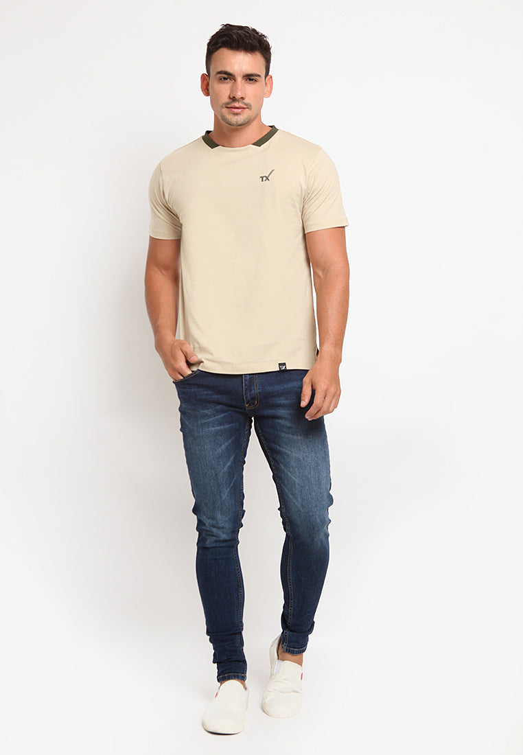 Contrast rib neck t-shirt