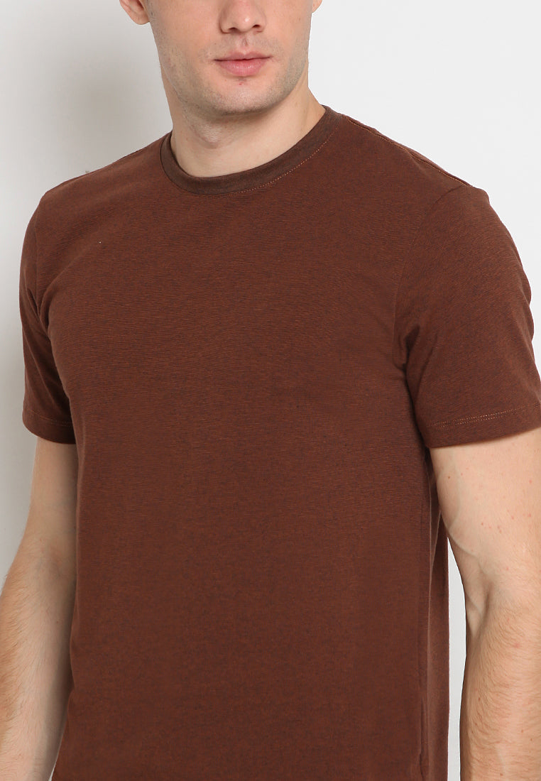 Basic round neck t-shirt