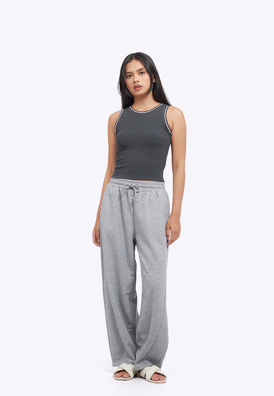 Contrast Lining Fitted Bra Top