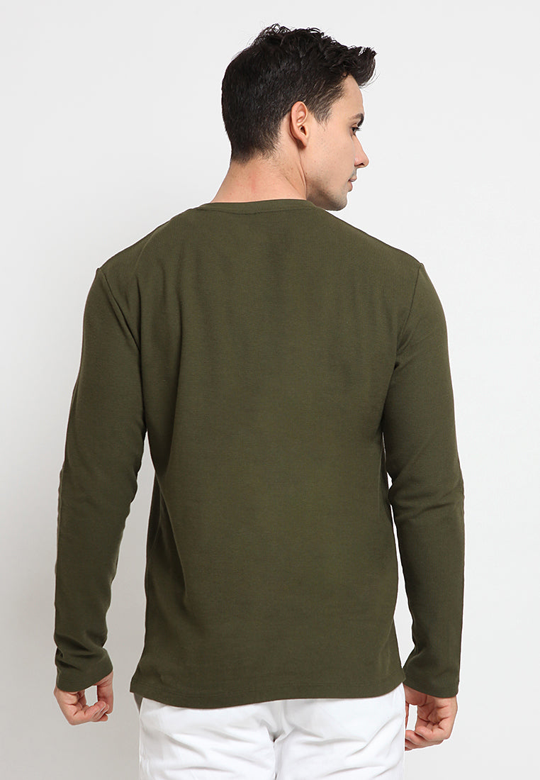 basic long sleeve t-shirt