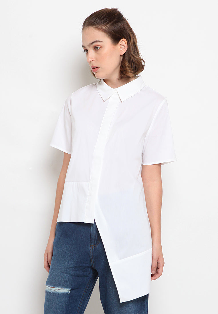 Asymmetric hem shirt