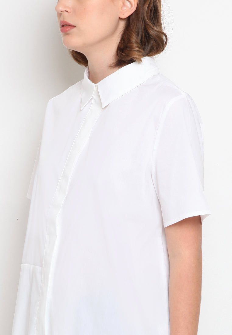 Asymmetric hem shirt