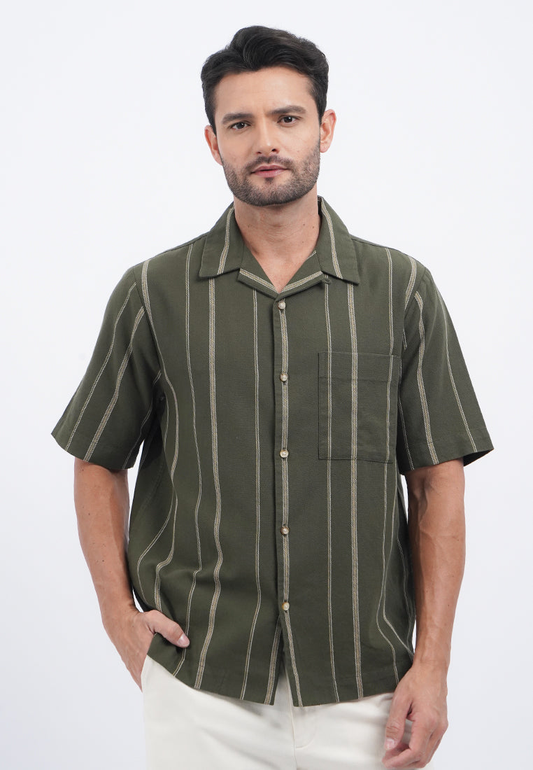 Rekaxed Fit Short Sleeve Resort Shirt