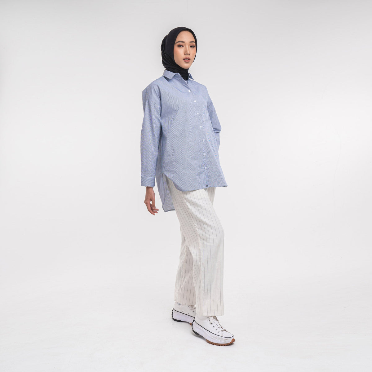Oversized Shirt White-Navy