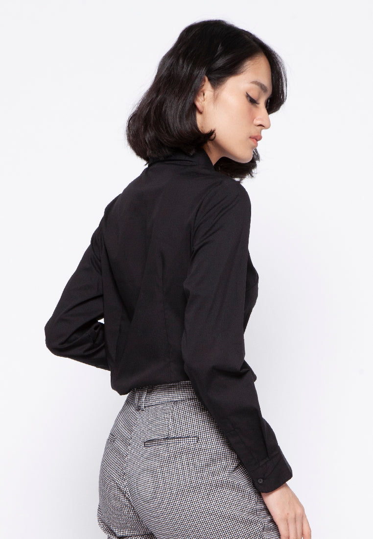 Basic Shirt in Black