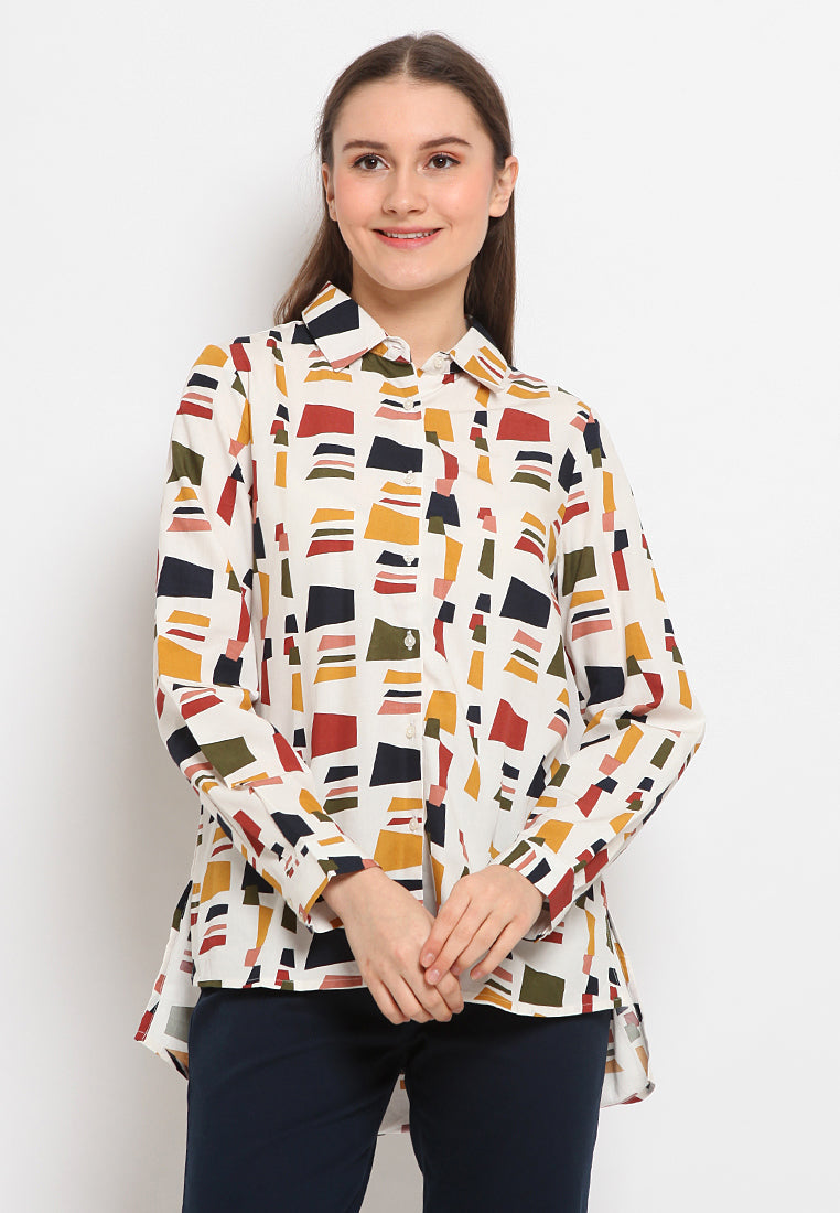Loose fit printed shirt