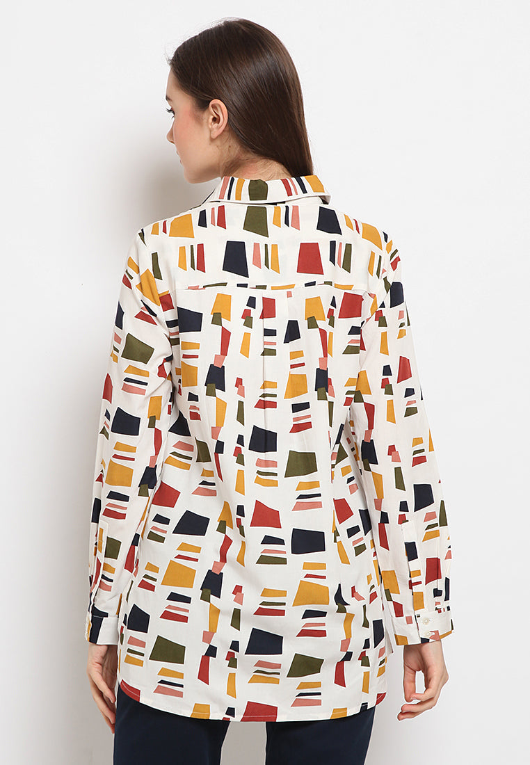 Loose fit printed shirt
