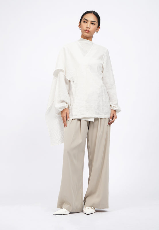 Long Sleeve Drapery Blouse