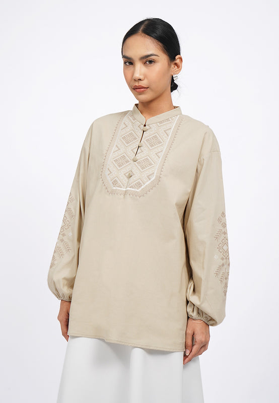 Embroidered Puff Sleeve Blouse