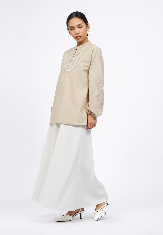 Embroidered Puff Sleeve Blouse