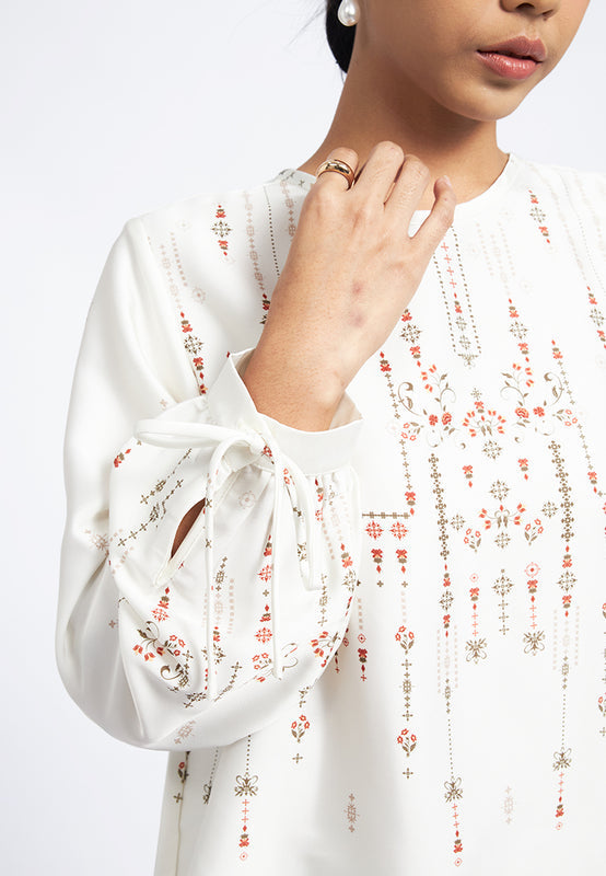 Round Neck Printed Loose Blouse