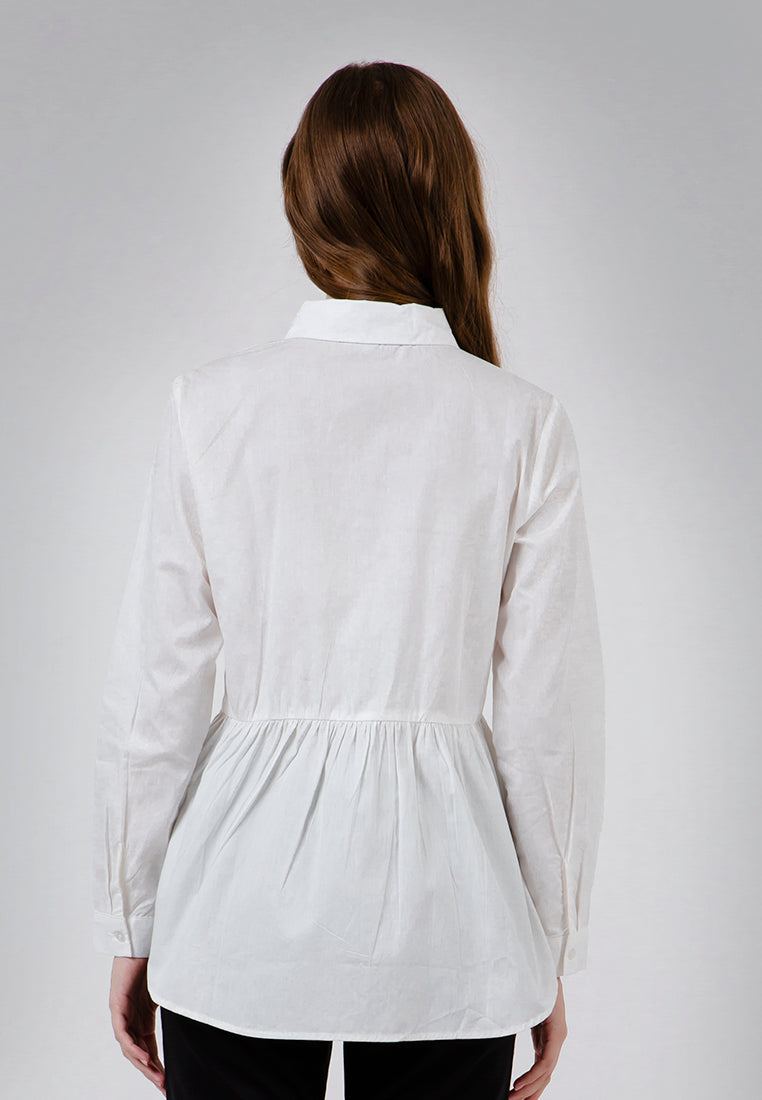 Loose shirt