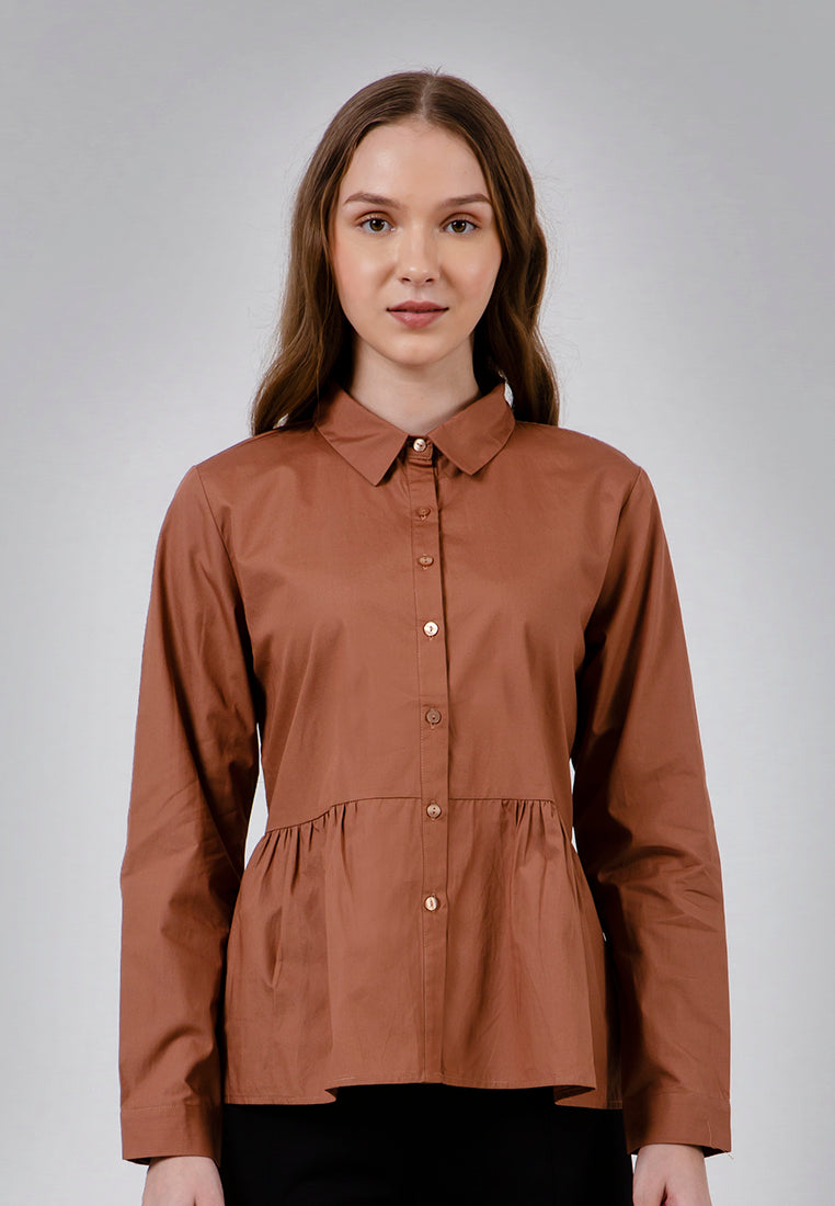 Loose shirt