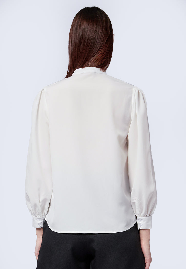 Ruffled Long Sleeve Blouse