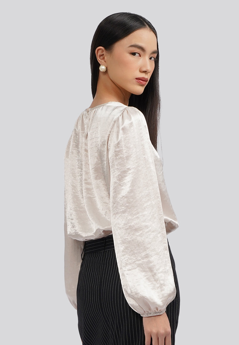 Long Sleeve Gathered Crop Blouse Beige