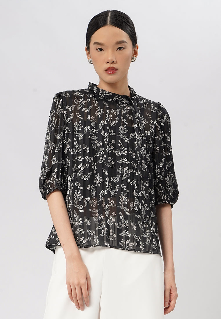 Floral Tie Up Short Sleeve Blouse