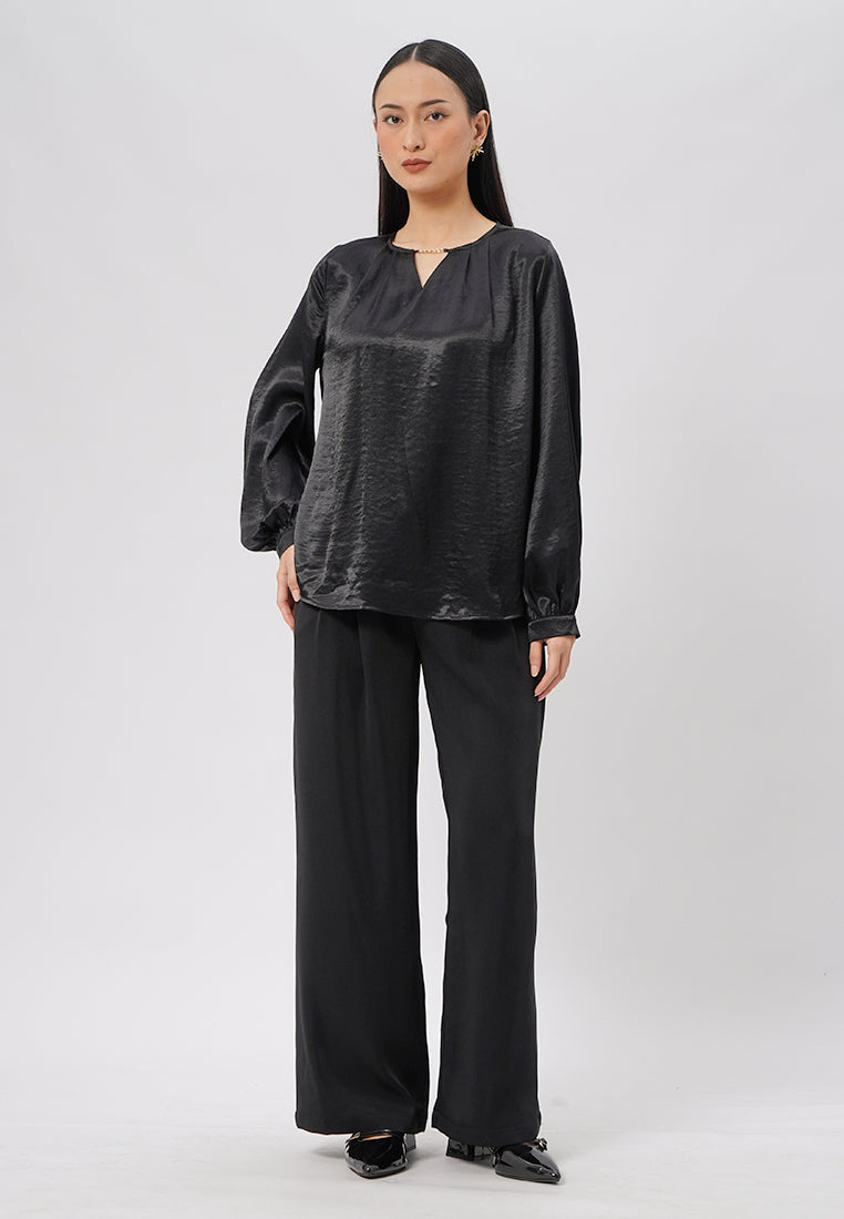 V-Neck Blouse with Chain Details Black