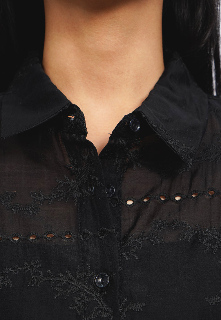 Floral Embroidered Long Sleeve Blouse