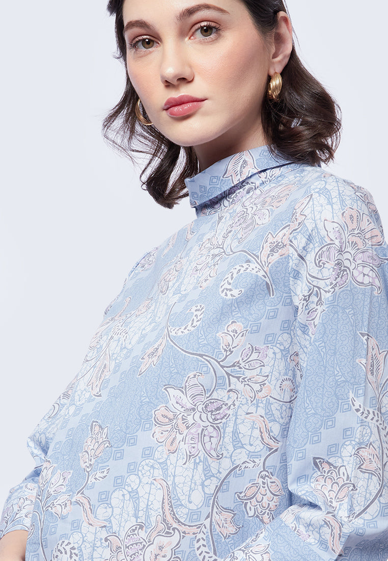 Folded Collar Long Sleeve Batik Top