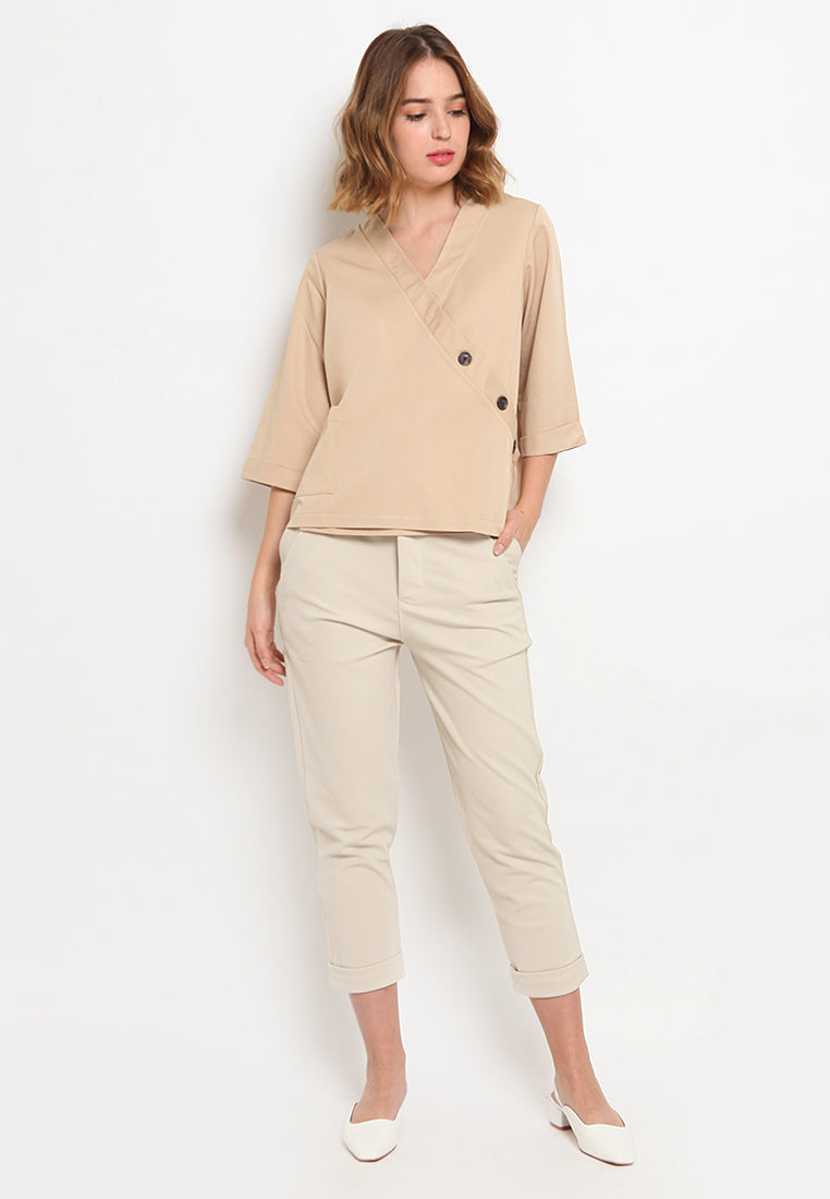 Kimono Blouse With Button