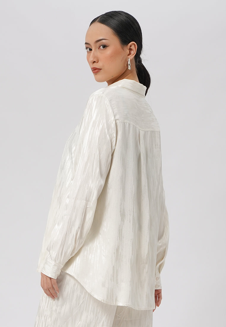 Textured Long Sleeve Blouse
