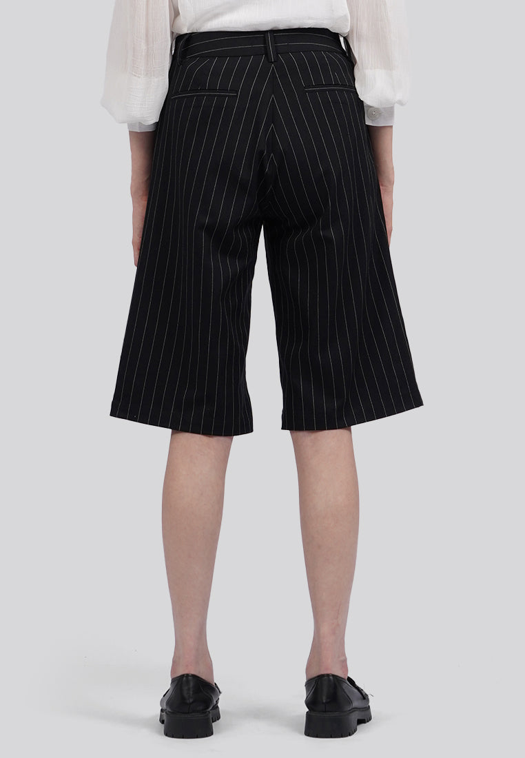 Regular Fit Tailored Bermuda Pants