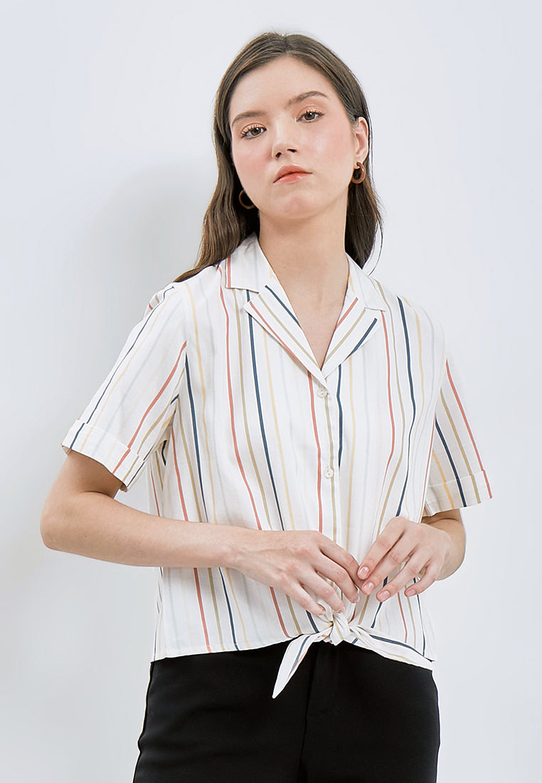 Knotted Short Sleeve Blouse