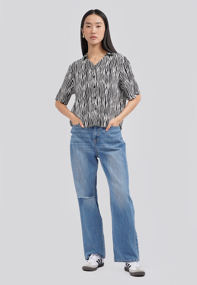 Animal Printed Short Sleeve Blouse Black