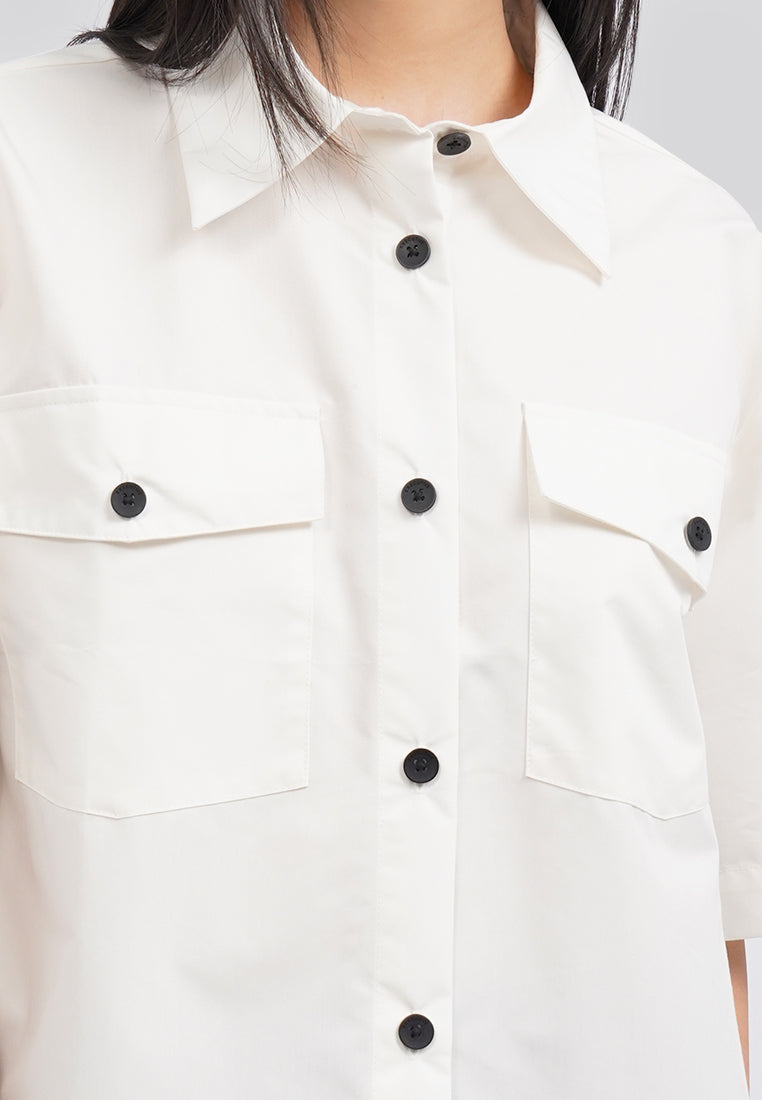 Short Sleeve Boxy Shirt with Contrast Button Off White