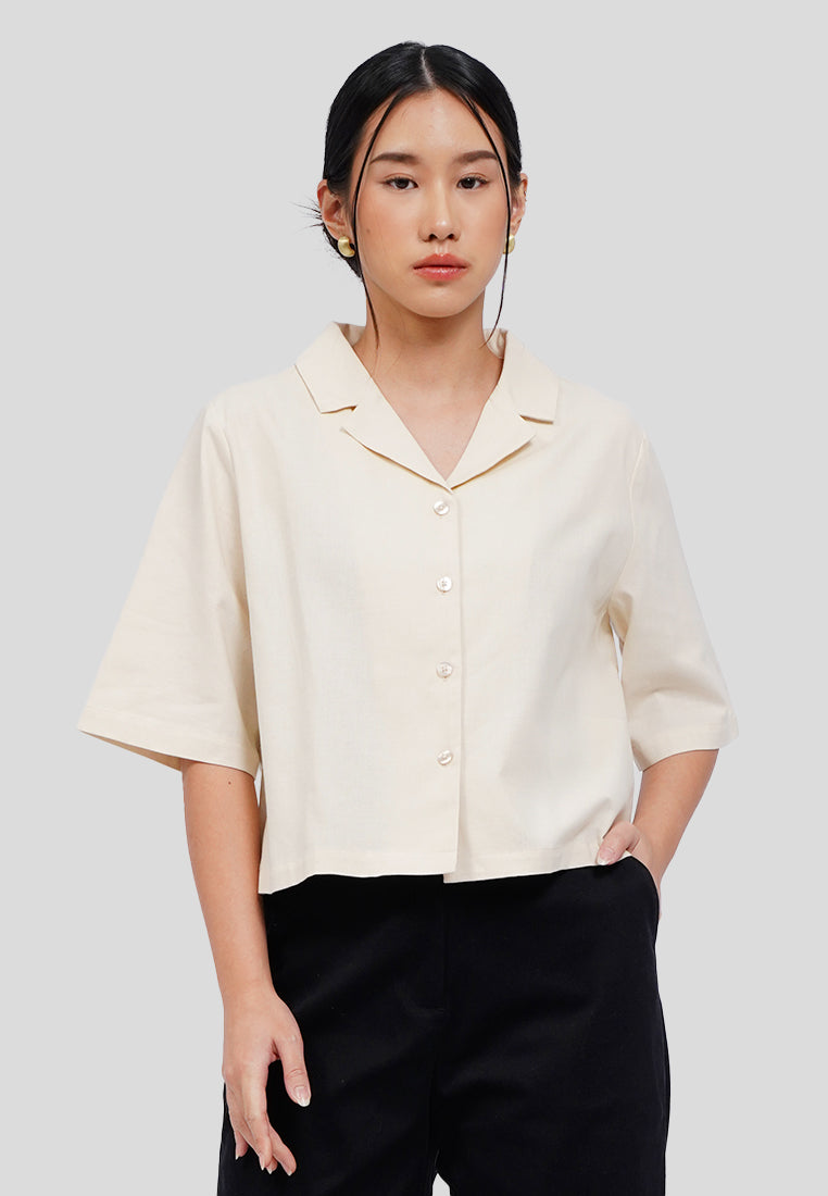 Contrast Button Cropped Blouse
