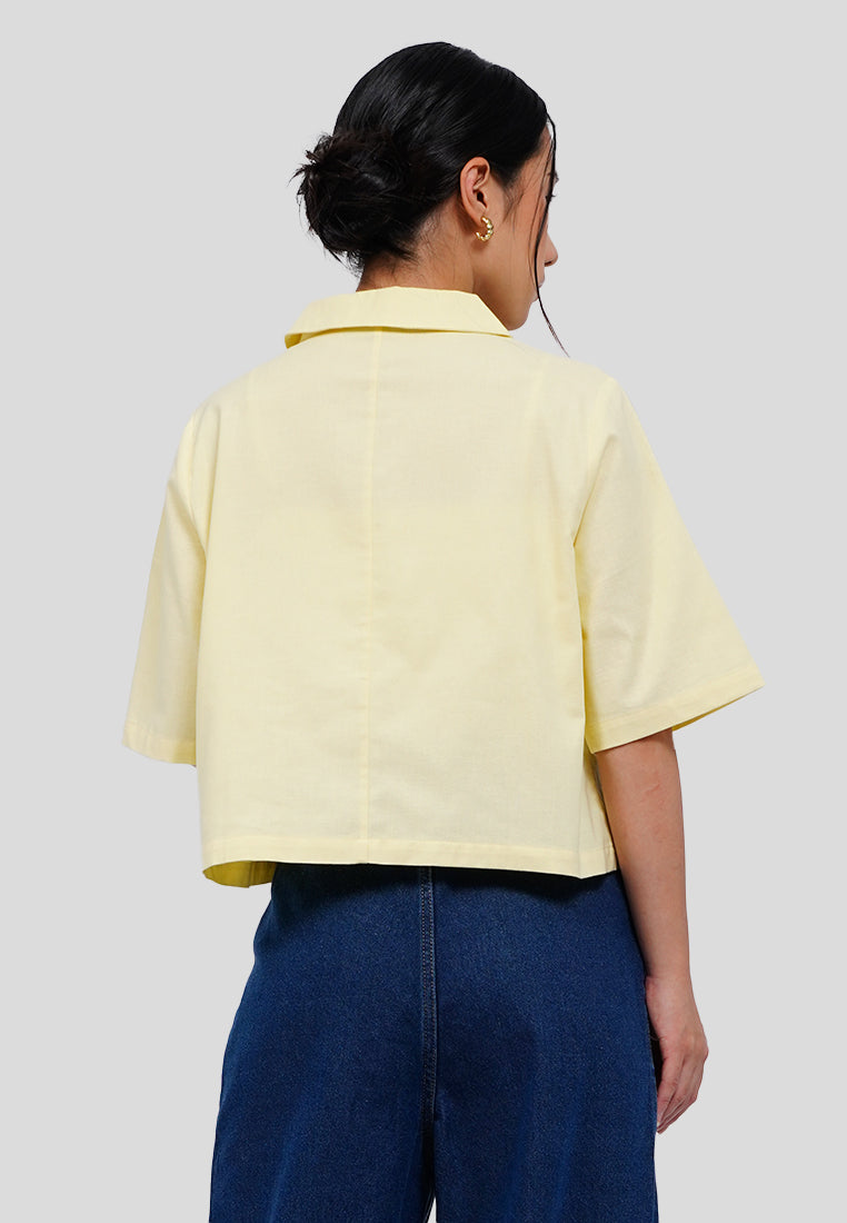 Contrast Button Cropped Blouse