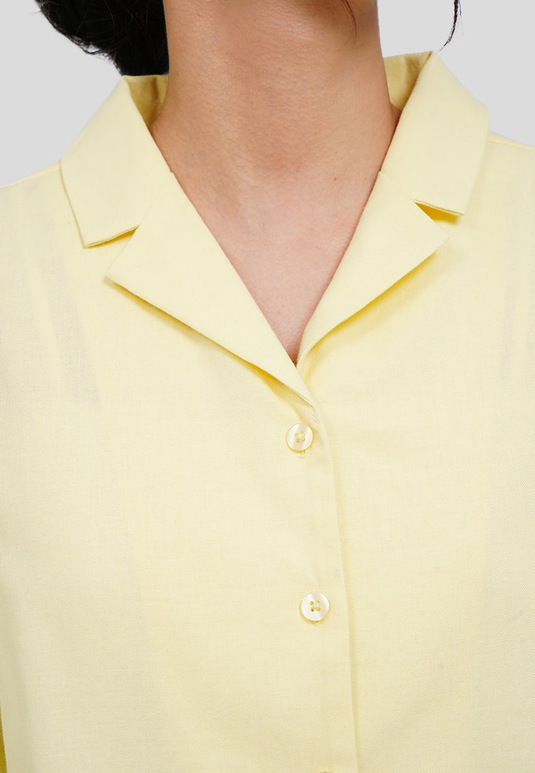 Contrast Button Cropped Blouse