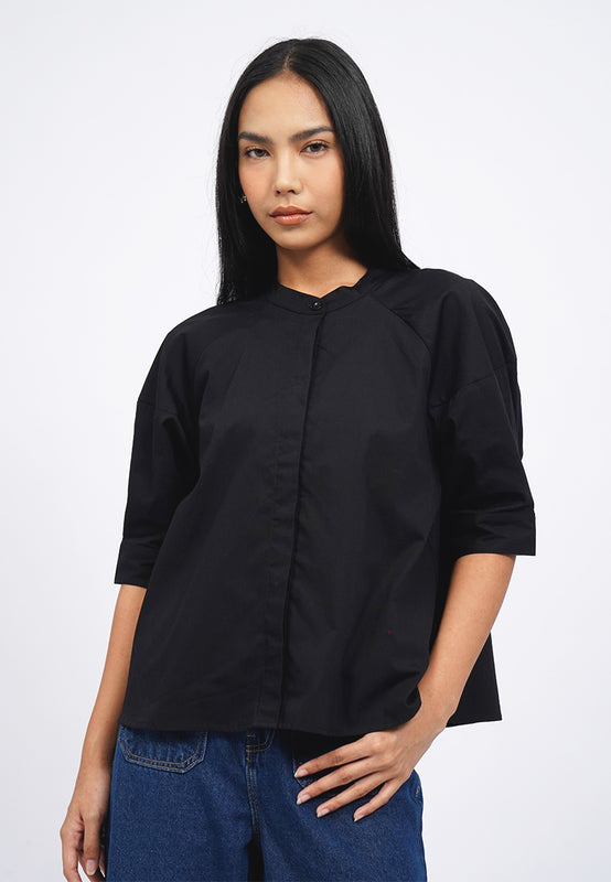 Short Sleeve Raglan Blouse