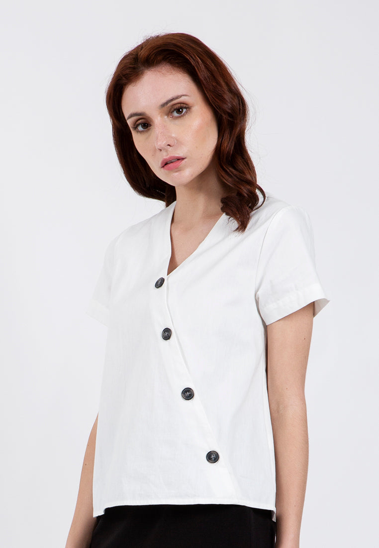 Short sleeves blouse