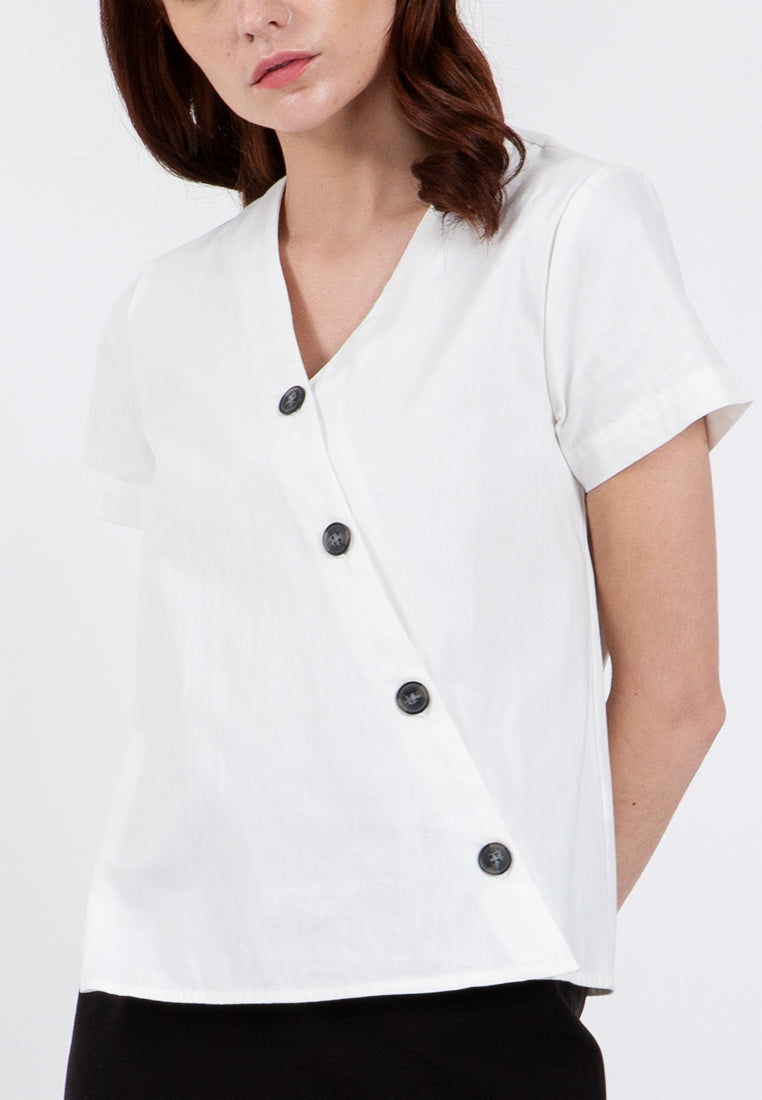 Short sleeves blouse