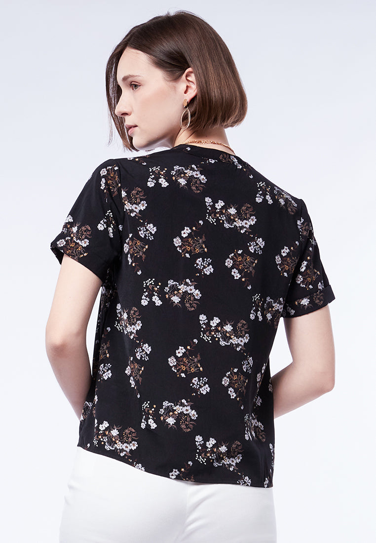Front Pleats Printed Blouse