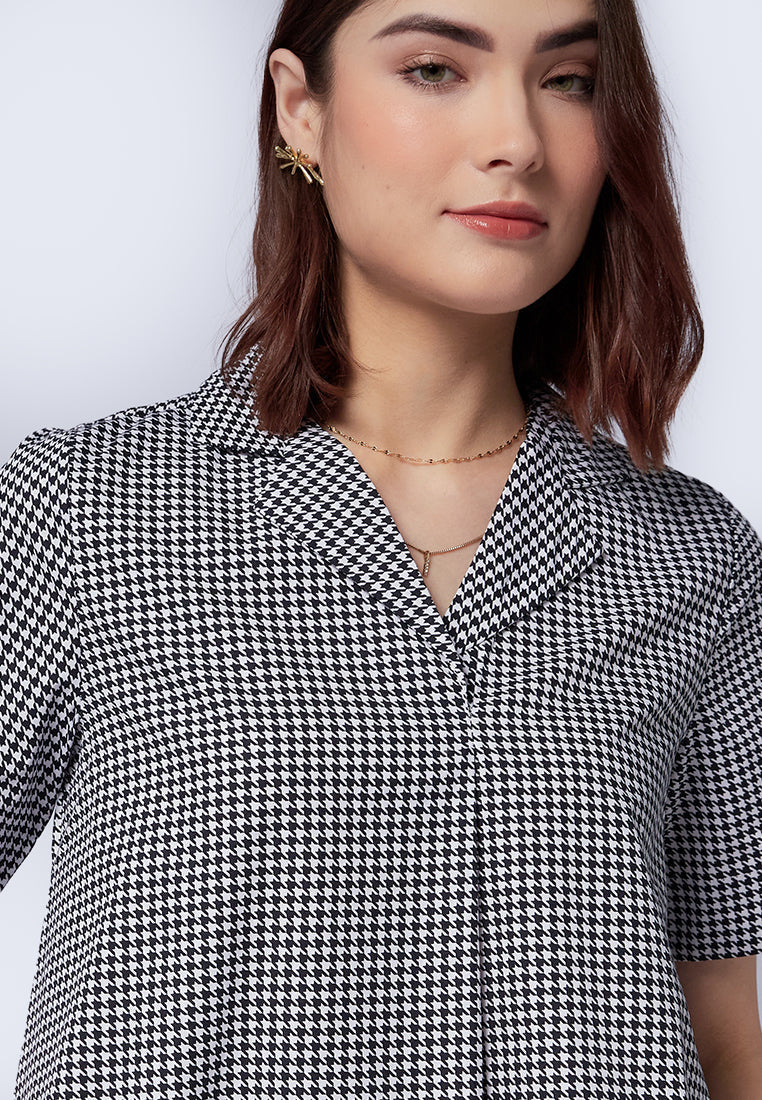 Printed Short Sleeve Blouse