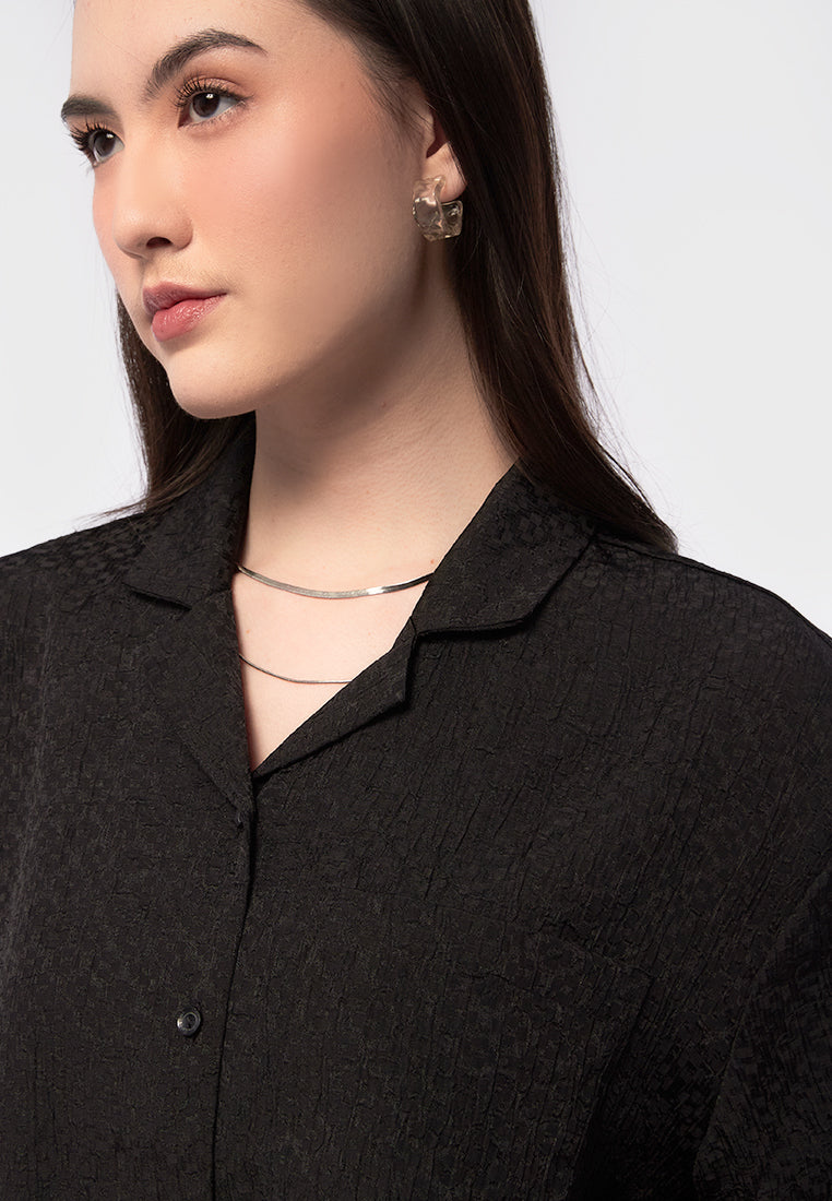 Short Sleeve V-Neck Blouse