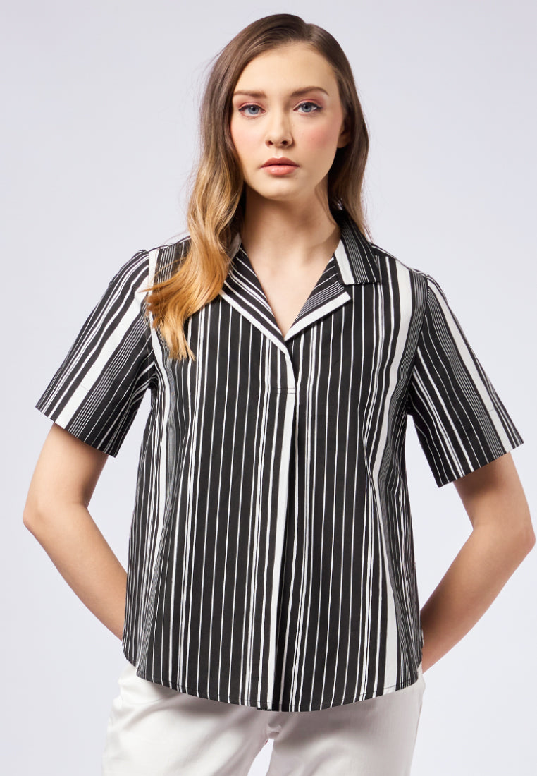 Printed Notch Collar Blouse
