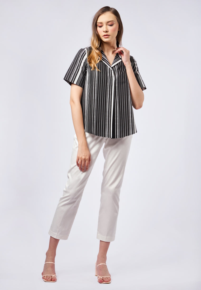 Printed Notch Collar Blouse