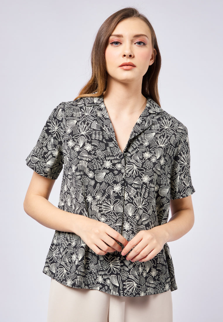 Printed Notch Collar Blouse
