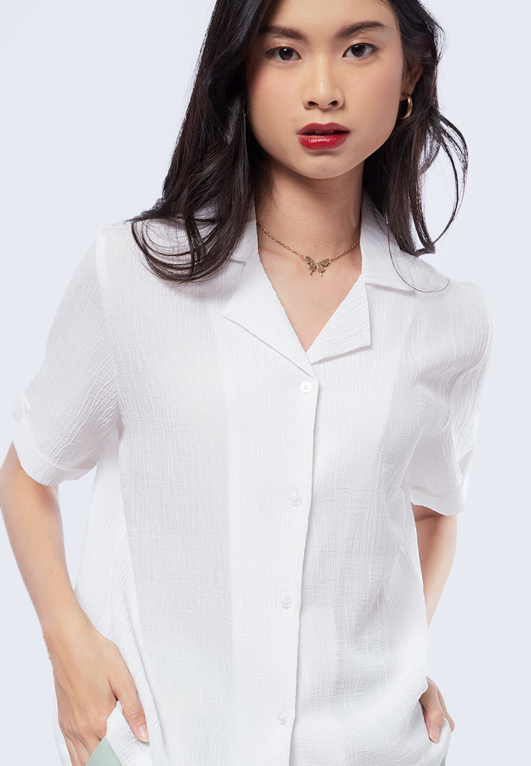 Short Sleeve Crinkle Blouse