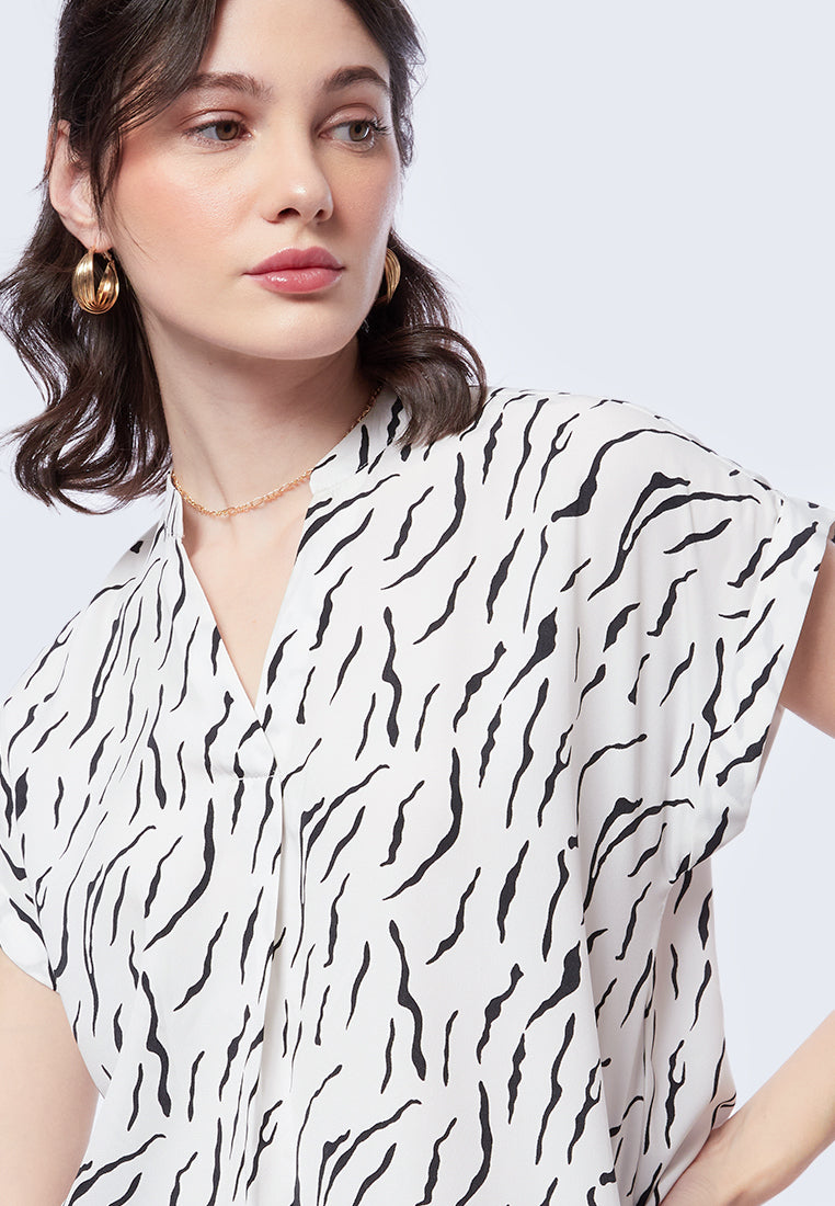 V-Neck Printed Short Sleeve Blouse