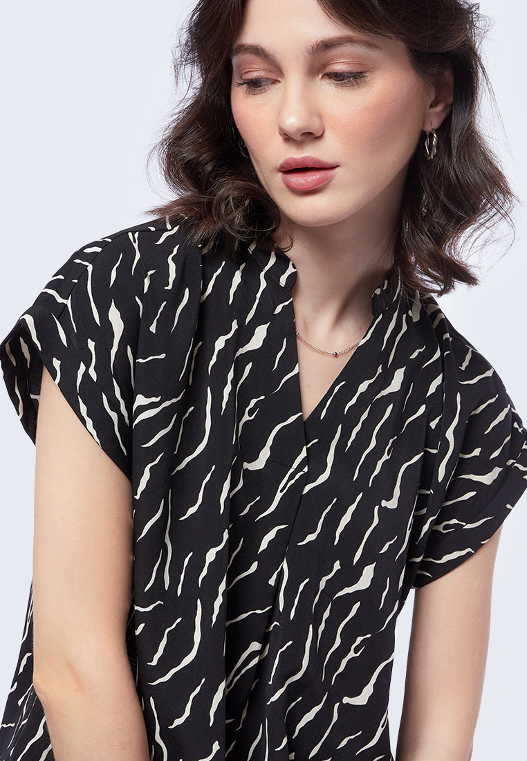 V-Neck Printed Short Sleeve Blouse
